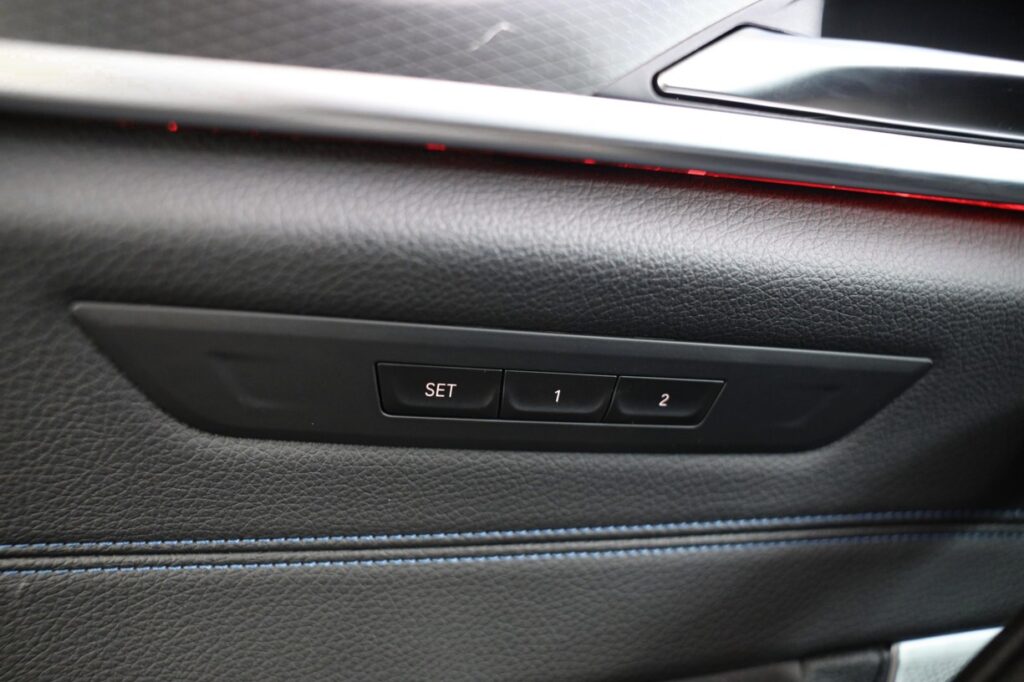 BMW M550i xDrive