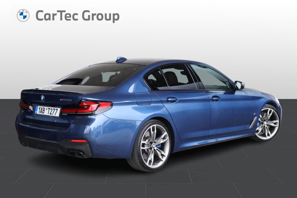 BMW M550i xDrive