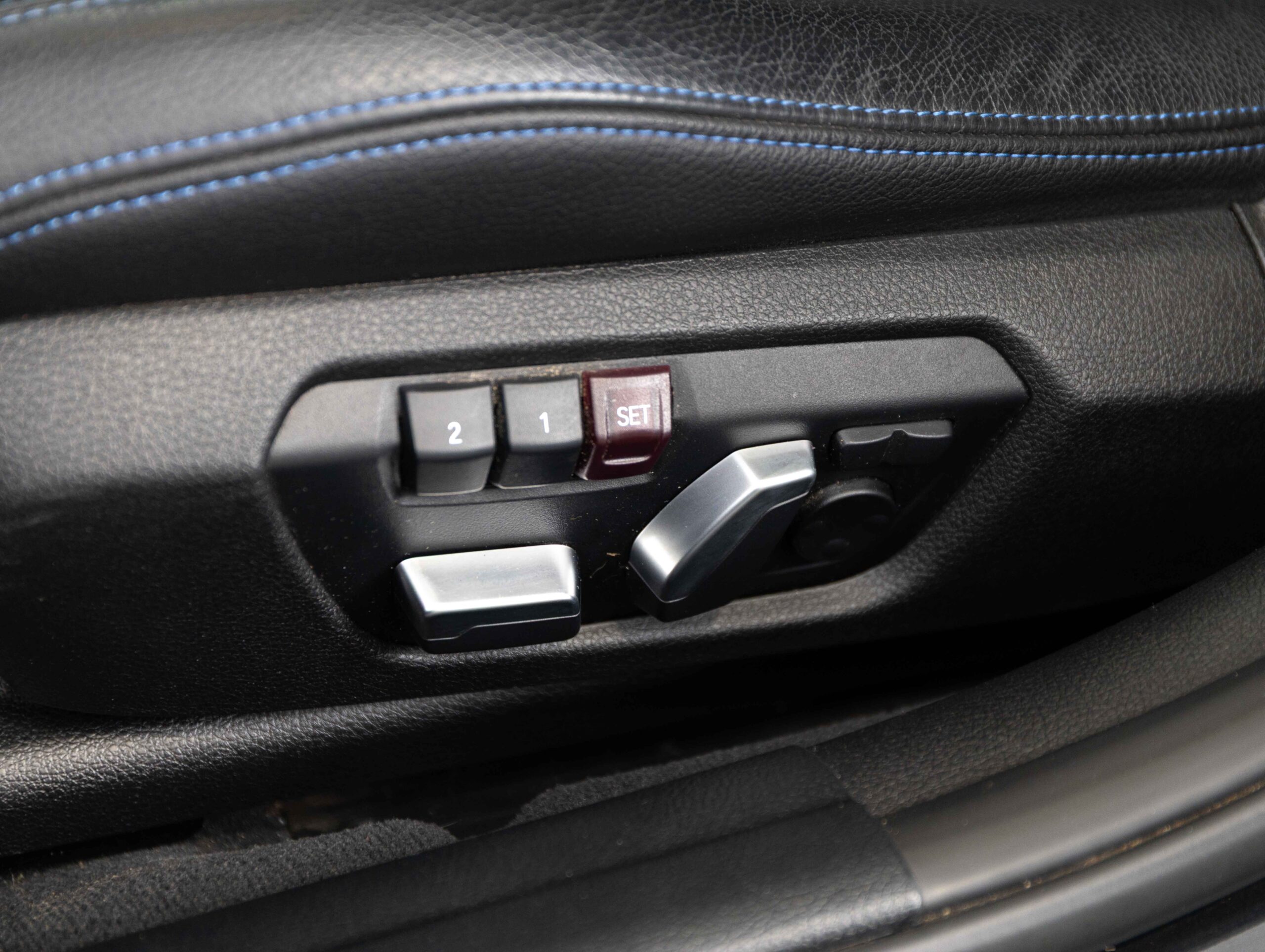 BMW 320i xDrive Touring