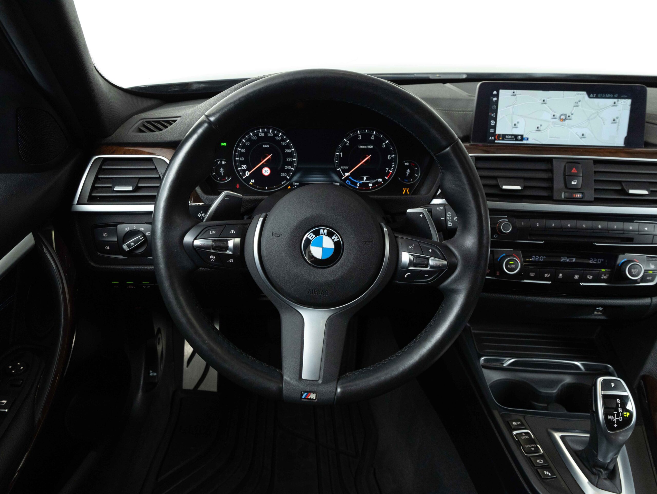 BMW 320i xDrive Touring
