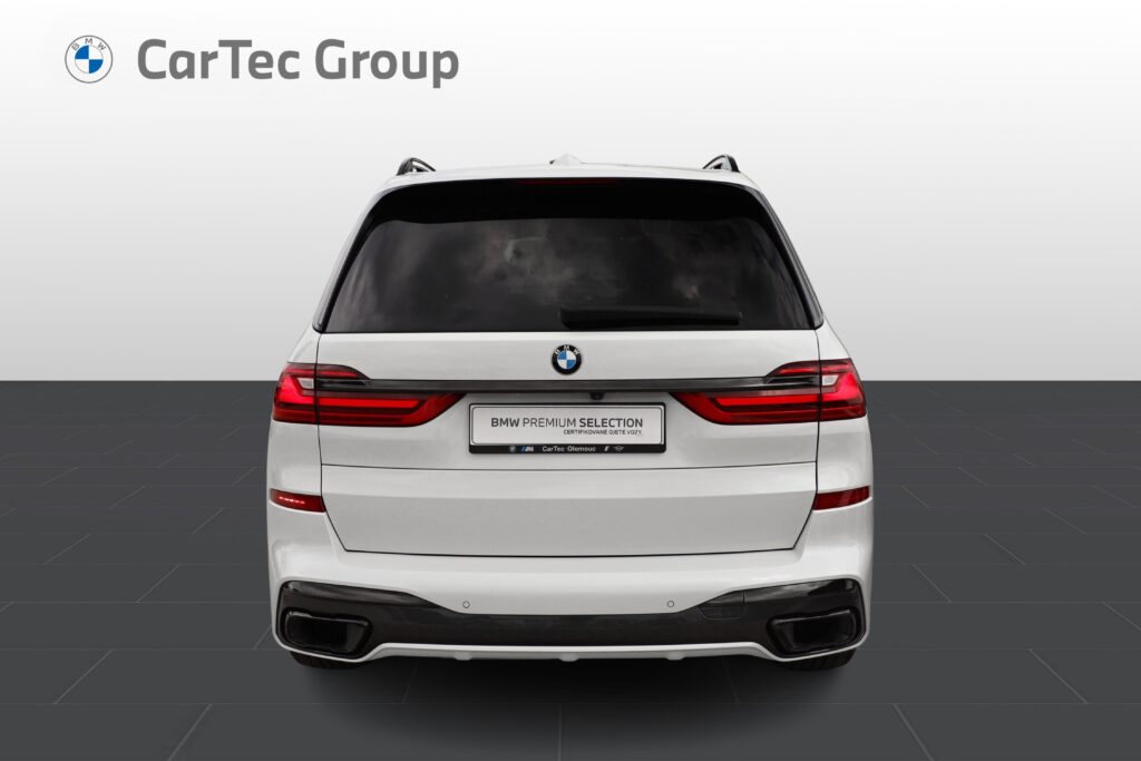 BMW X7 M50d