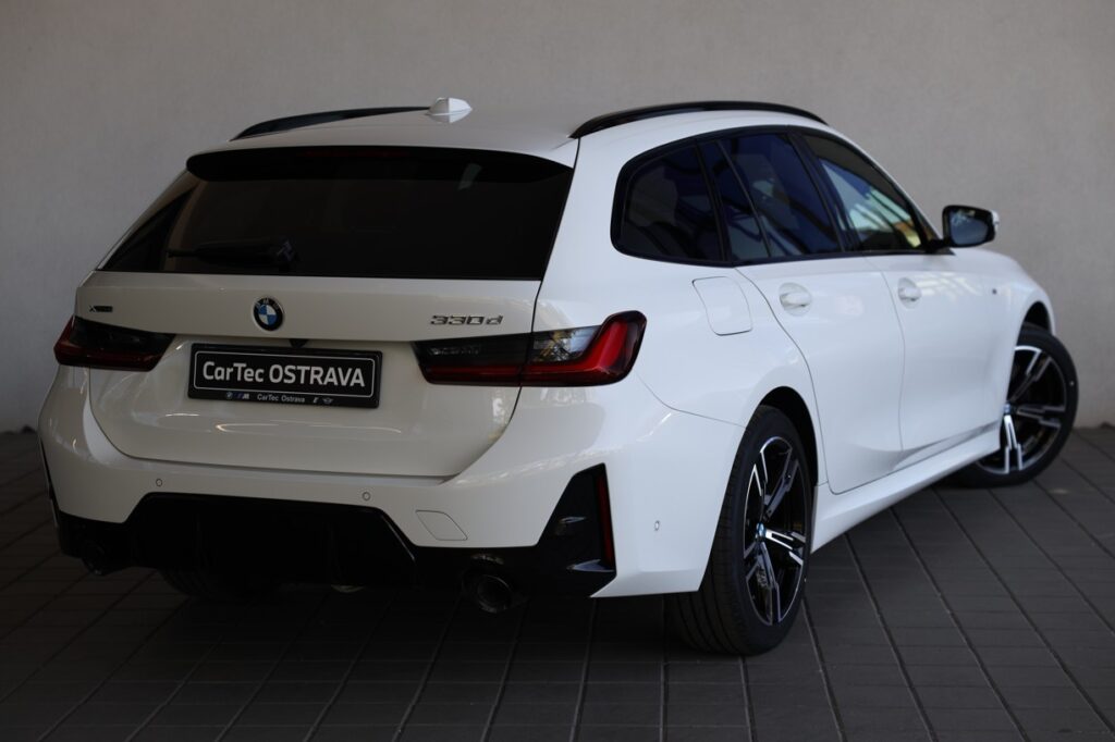 BMW 330d xDrive Touring