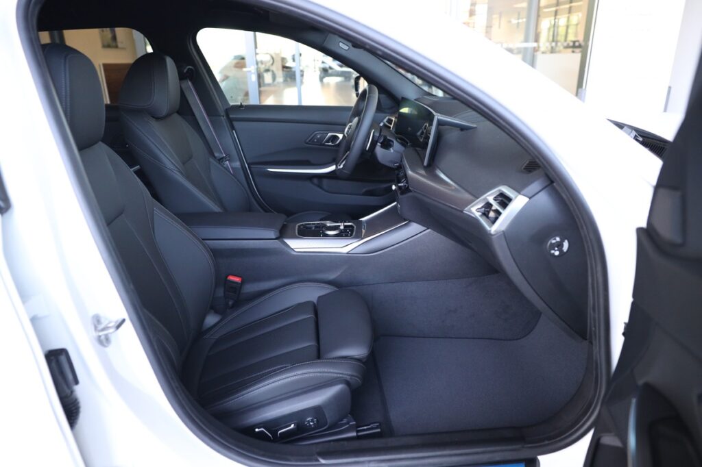 BMW 330d xDrive Touring