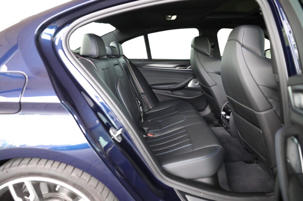 BMW M550i xDrive