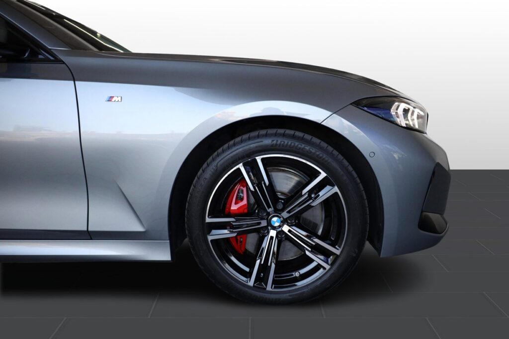 BMW 330d xDrive Touring
