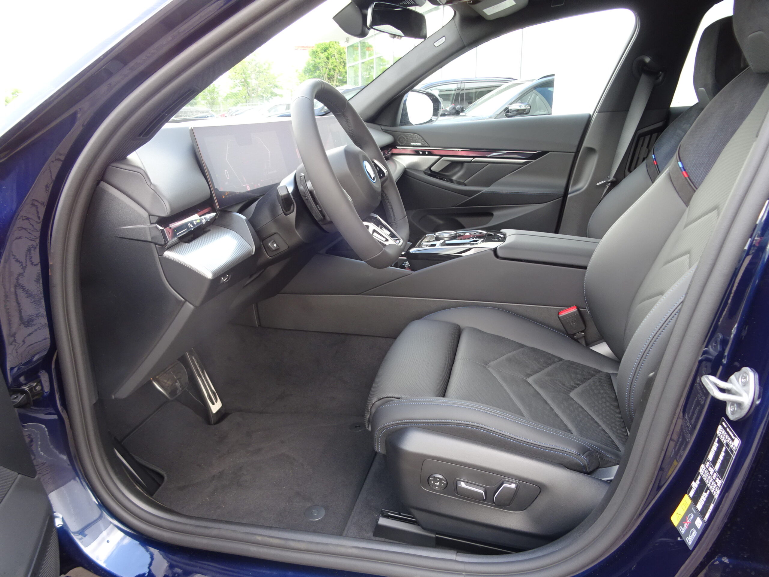BMW 550e xDrive