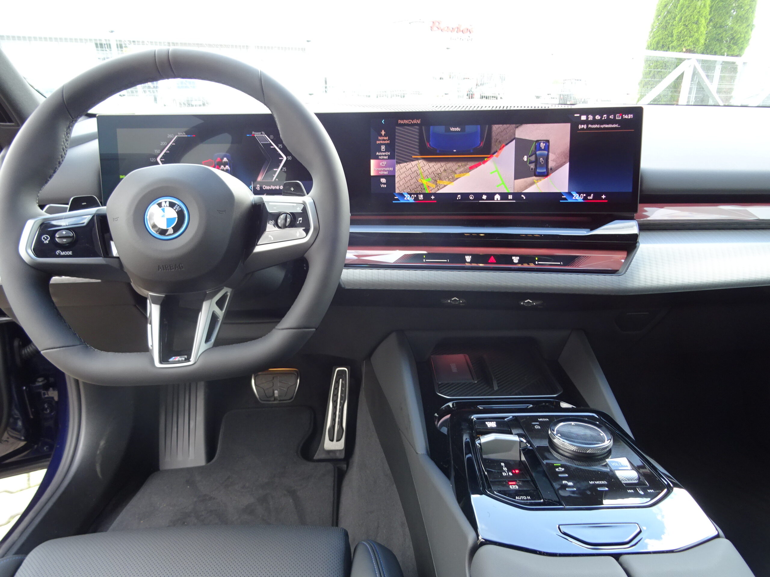 BMW 550e xDrive