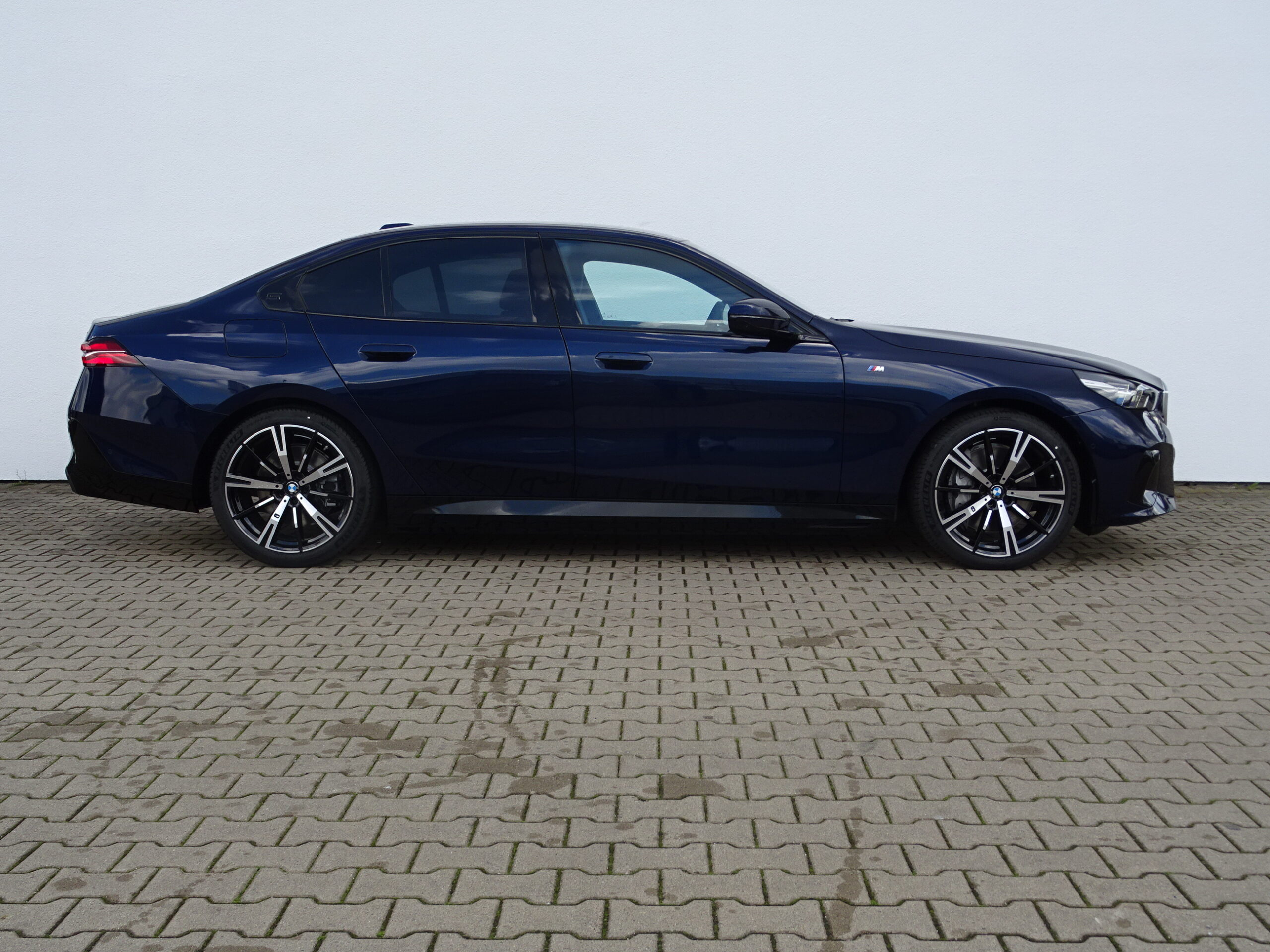 BMW 550e xDrive