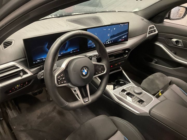 BMW 330i xDrive Touring