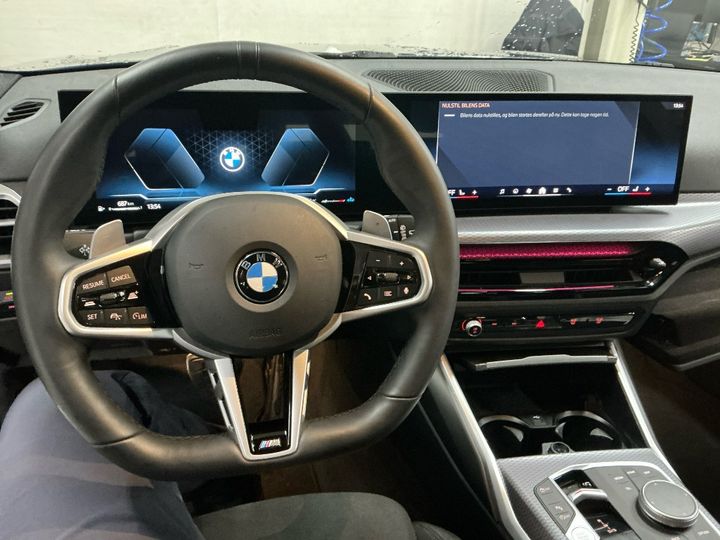 BMW 330i xDrive Touring
