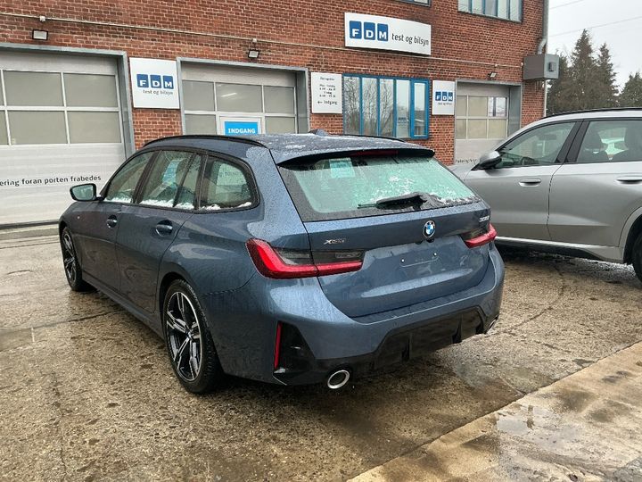 BMW 330i xDrive Touring