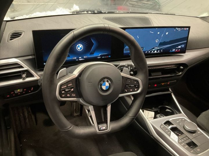 BMW 330i xDrive Touring