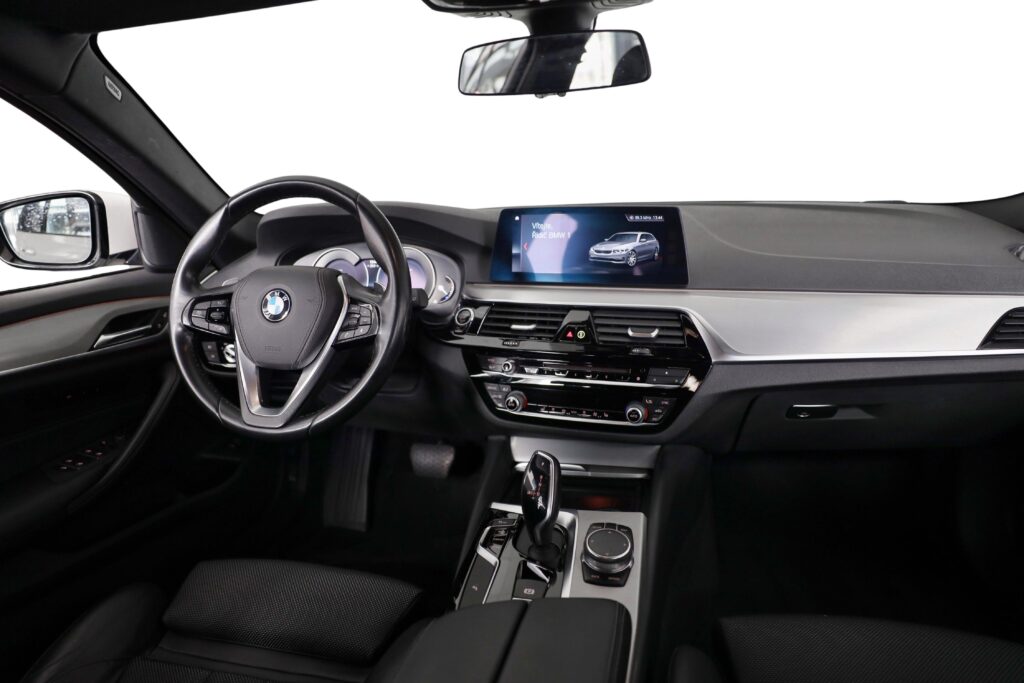 BMW 520d xDrive Touring