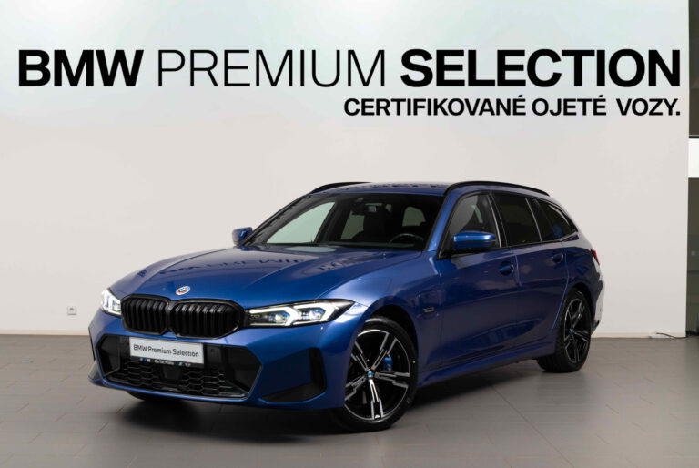 BMW 330e xDrive Touring