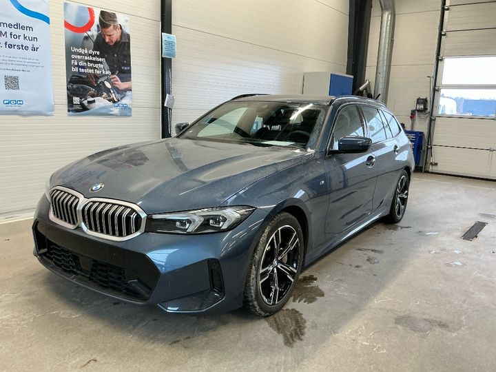 BMW 330i xDrive Touring