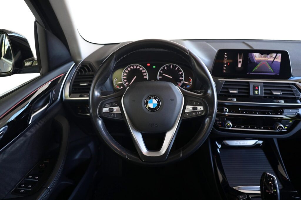 BMW X3 xDrive30i