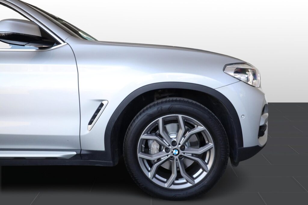 BMW X3 xDrive30i