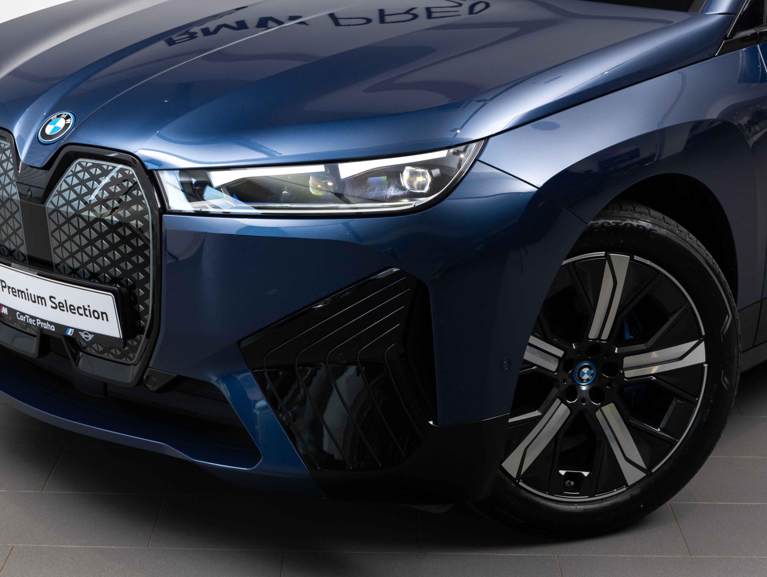 BMW iX xDrive40