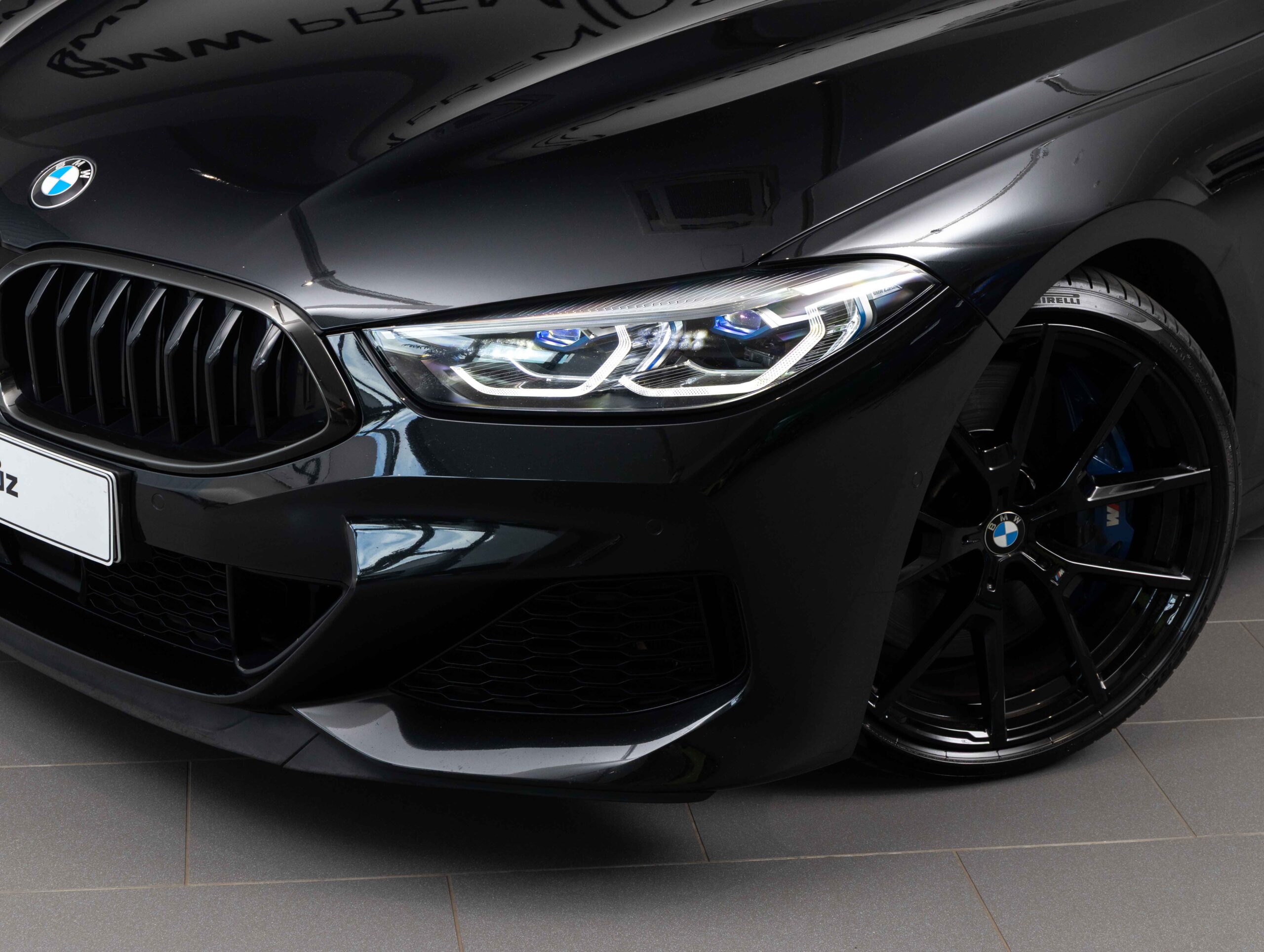 BMW M850i xDrive Coupe