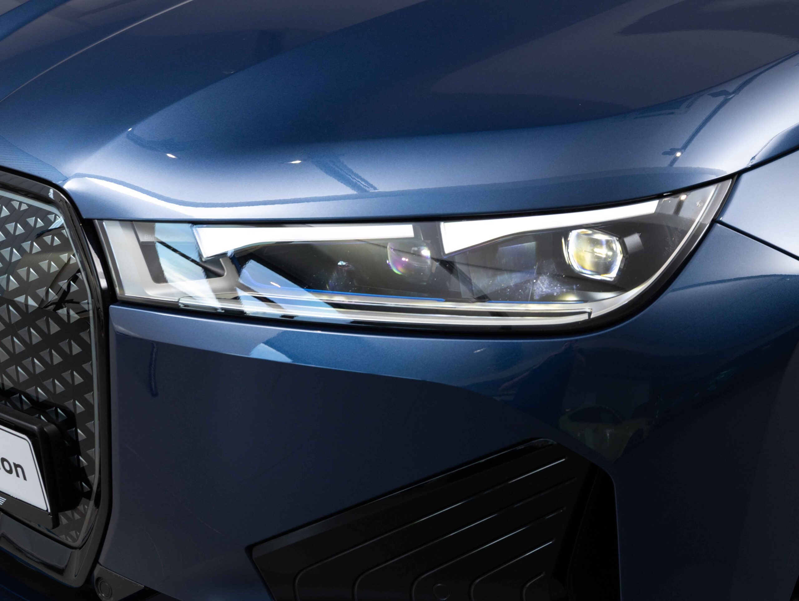 BMW iX xDrive40