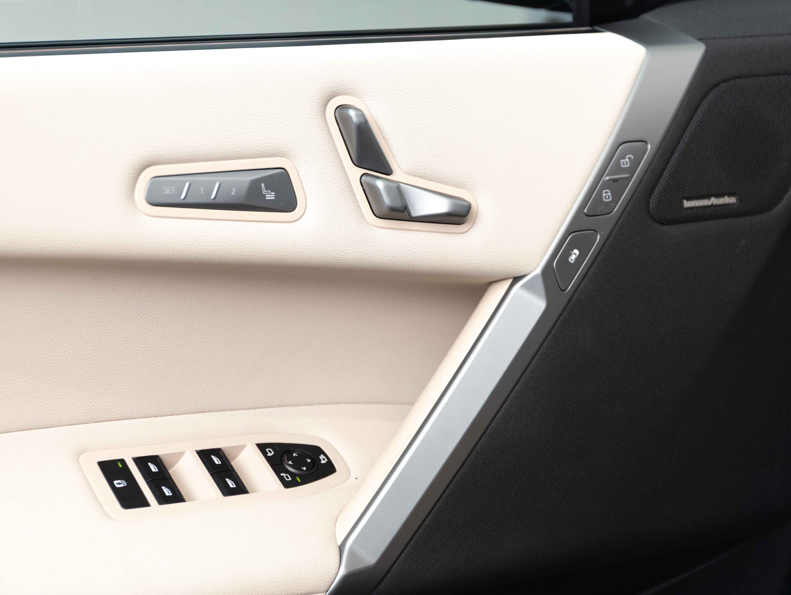 BMW iX xDrive40