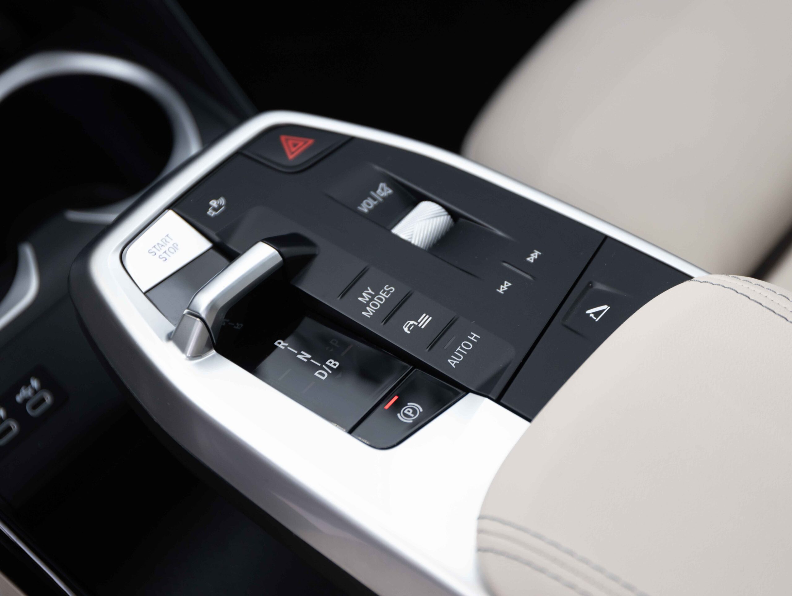 BMW iX2 xDrive30