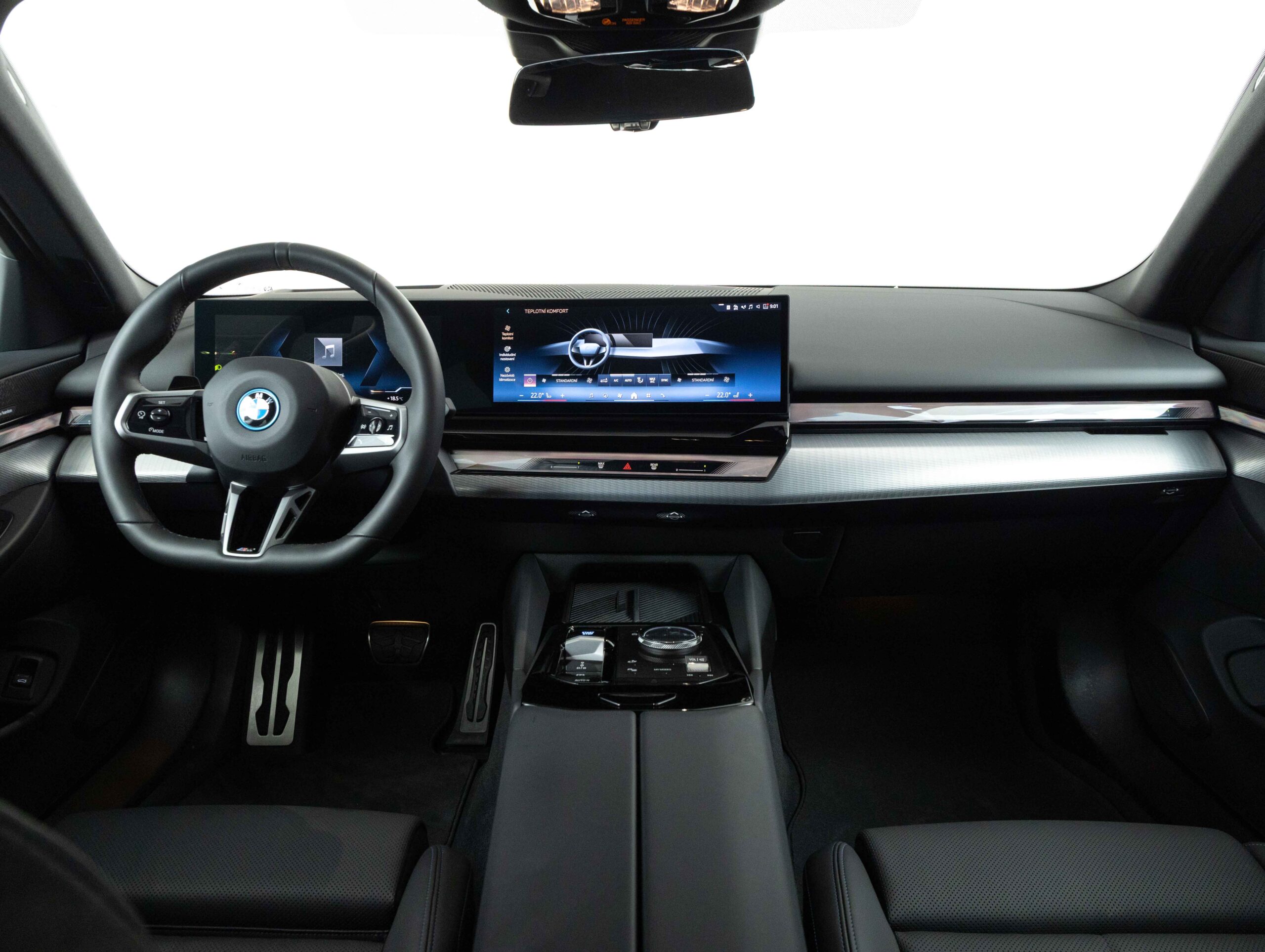 BMW i5 xDrive40