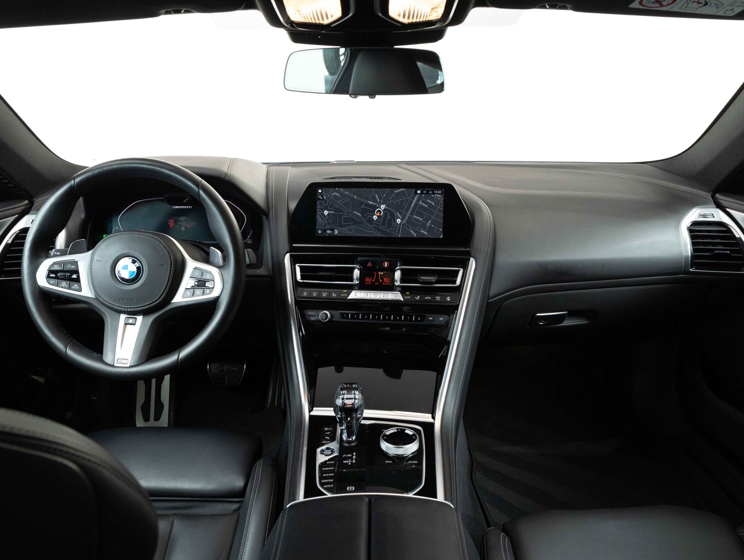 BMW M850i xDrive Coupe