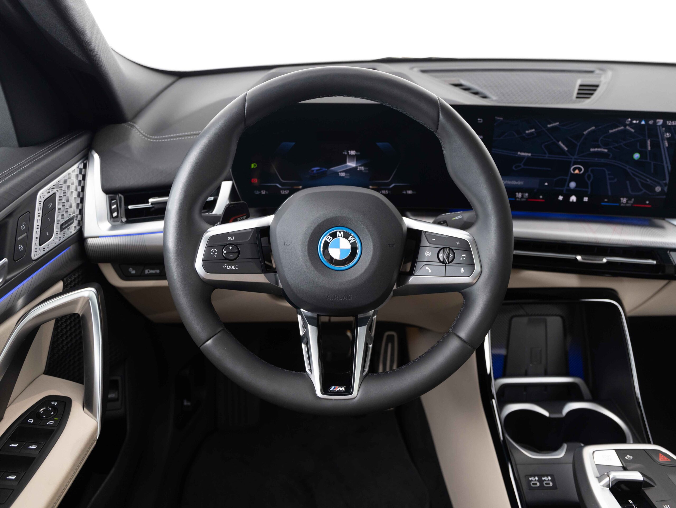 BMW iX2 xDrive30