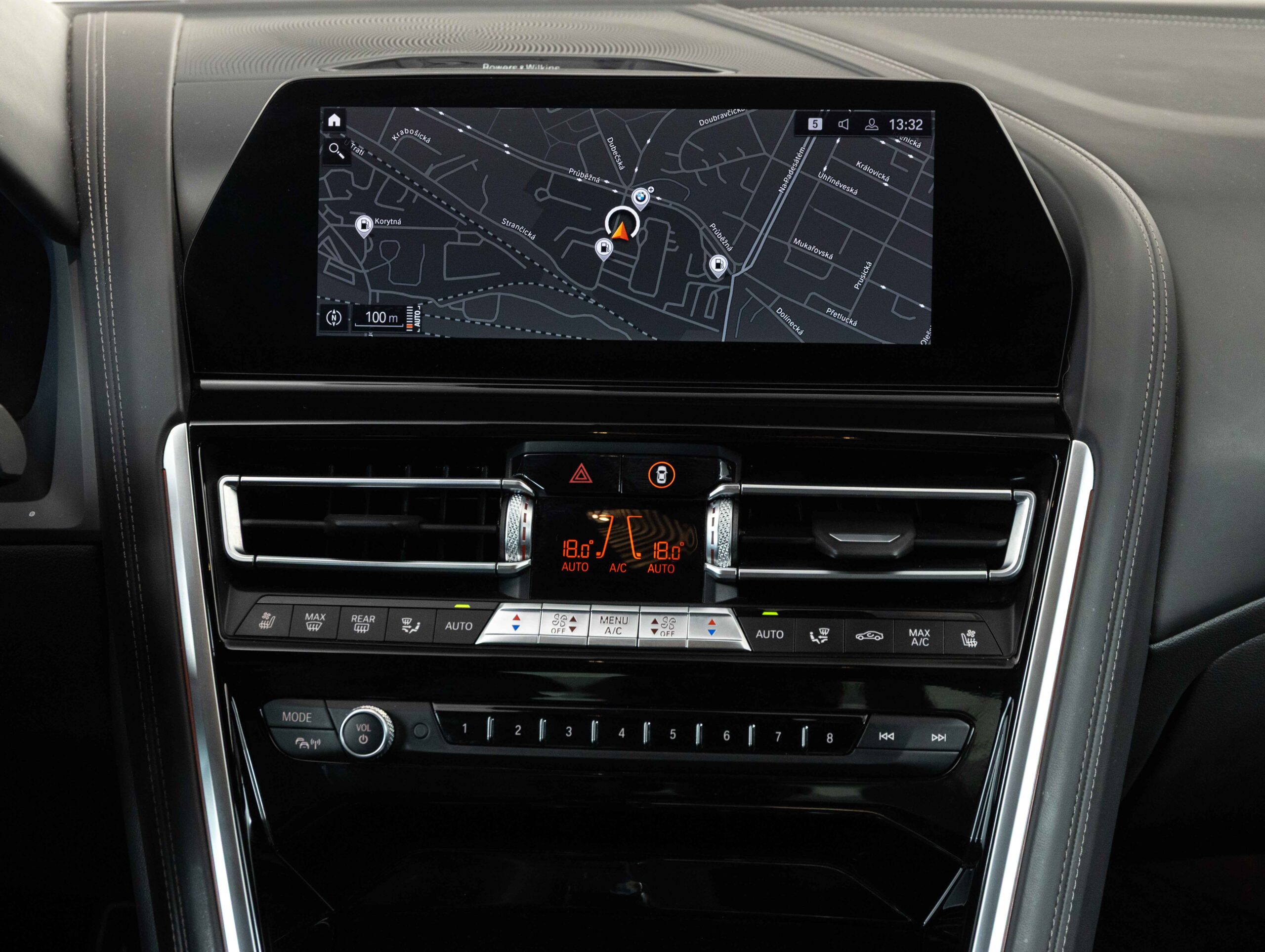 BMW M850i xDrive Coupe