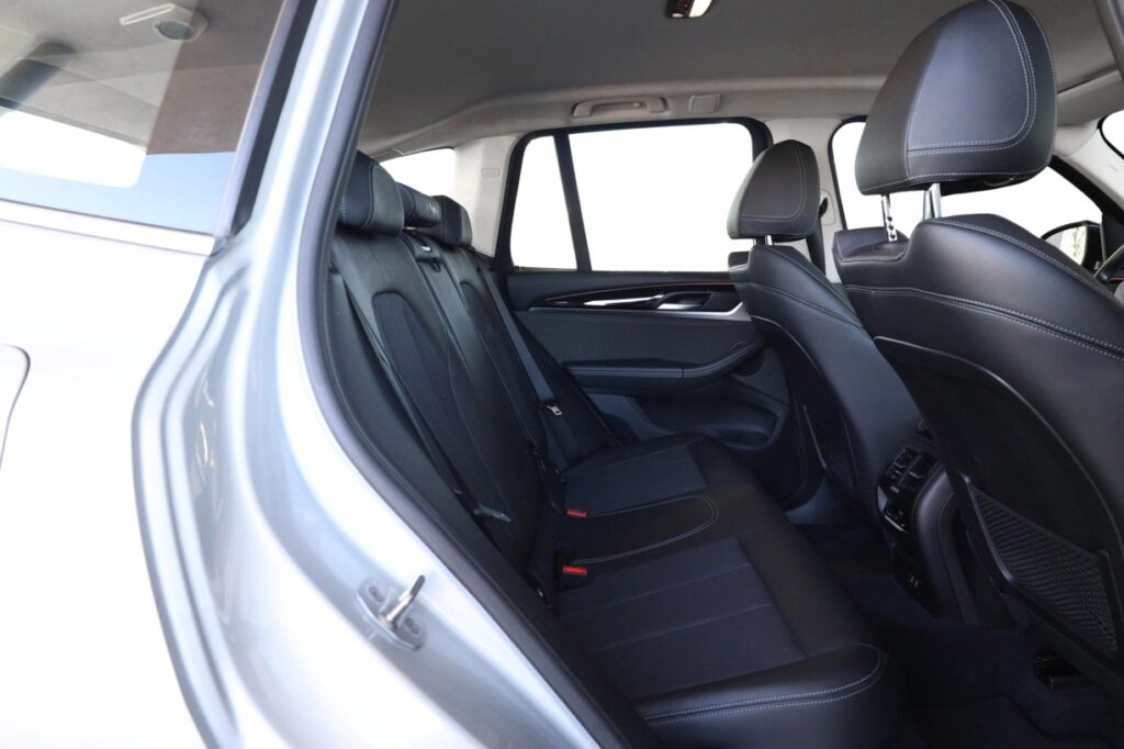 BMW X3 xDrive30i