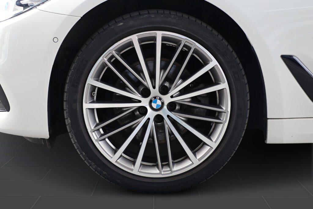BMW 520d xDrive Touring