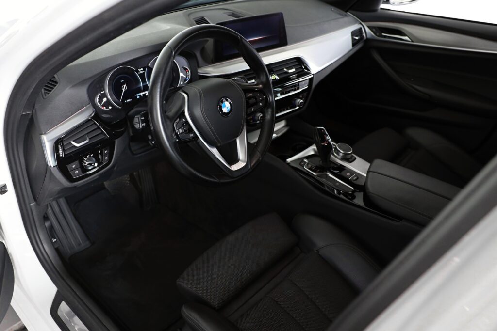 BMW 520d xDrive Touring