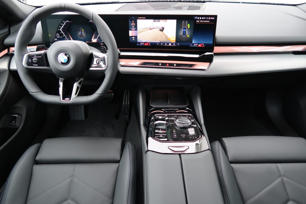BMW 520i