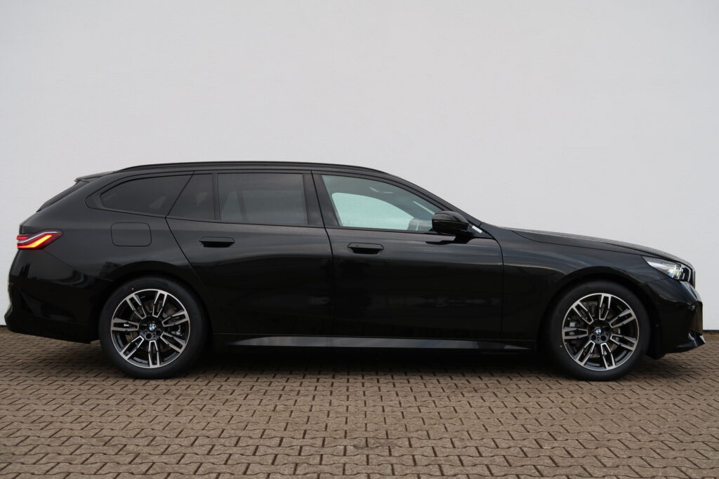 BMW 520i