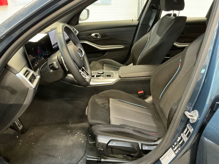 BMW 330i xDrive Touring
