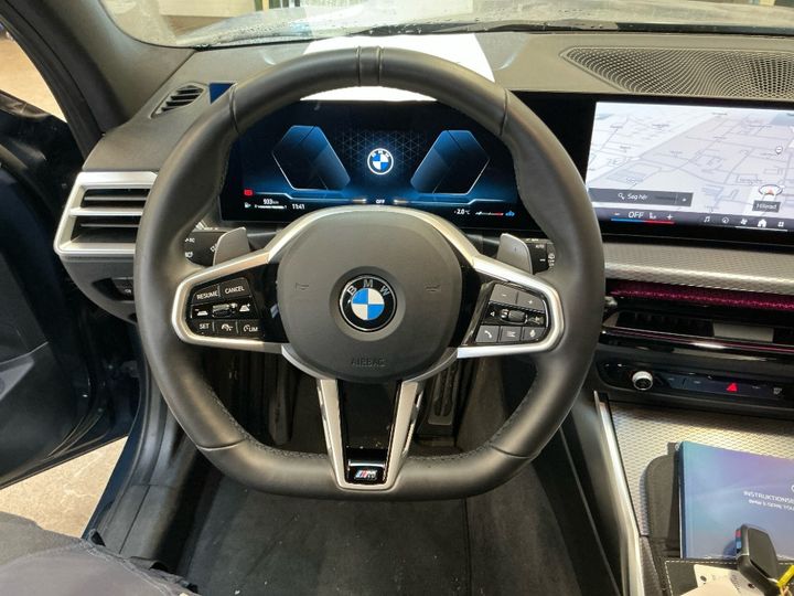 BMW 330i xDrive Touring