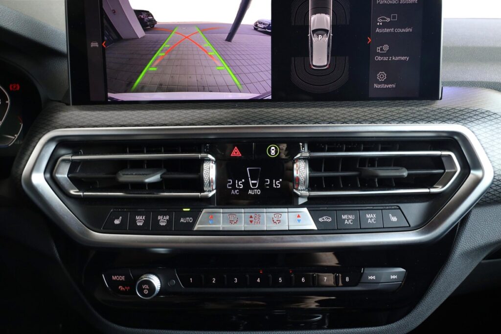 BMW X3 xDrive30i