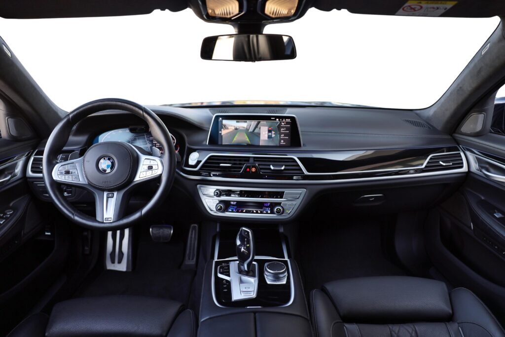 BMW 750Li xDrive Sedan