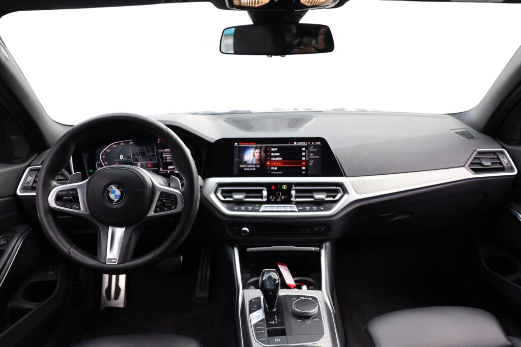 BMW 320d xDrive Touring