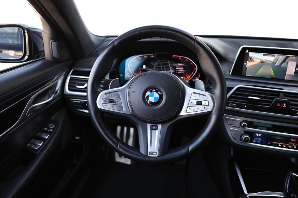 BMW 750Li xDrive Sedan
