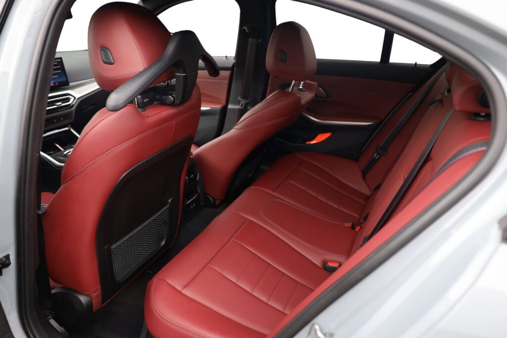 BMW 330i Sedan