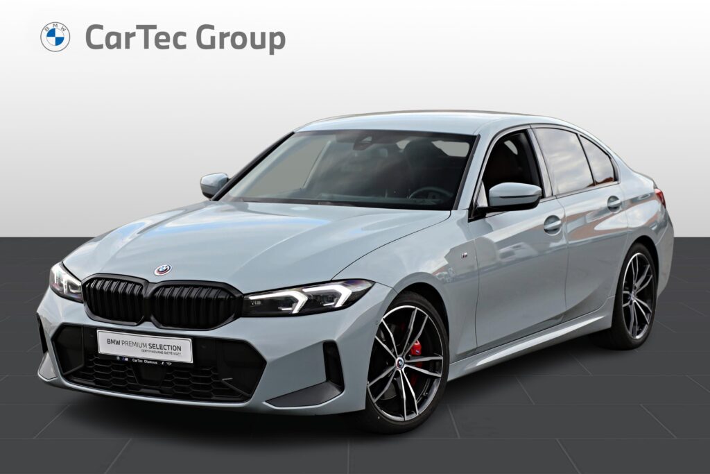 BMW 330i Sedan