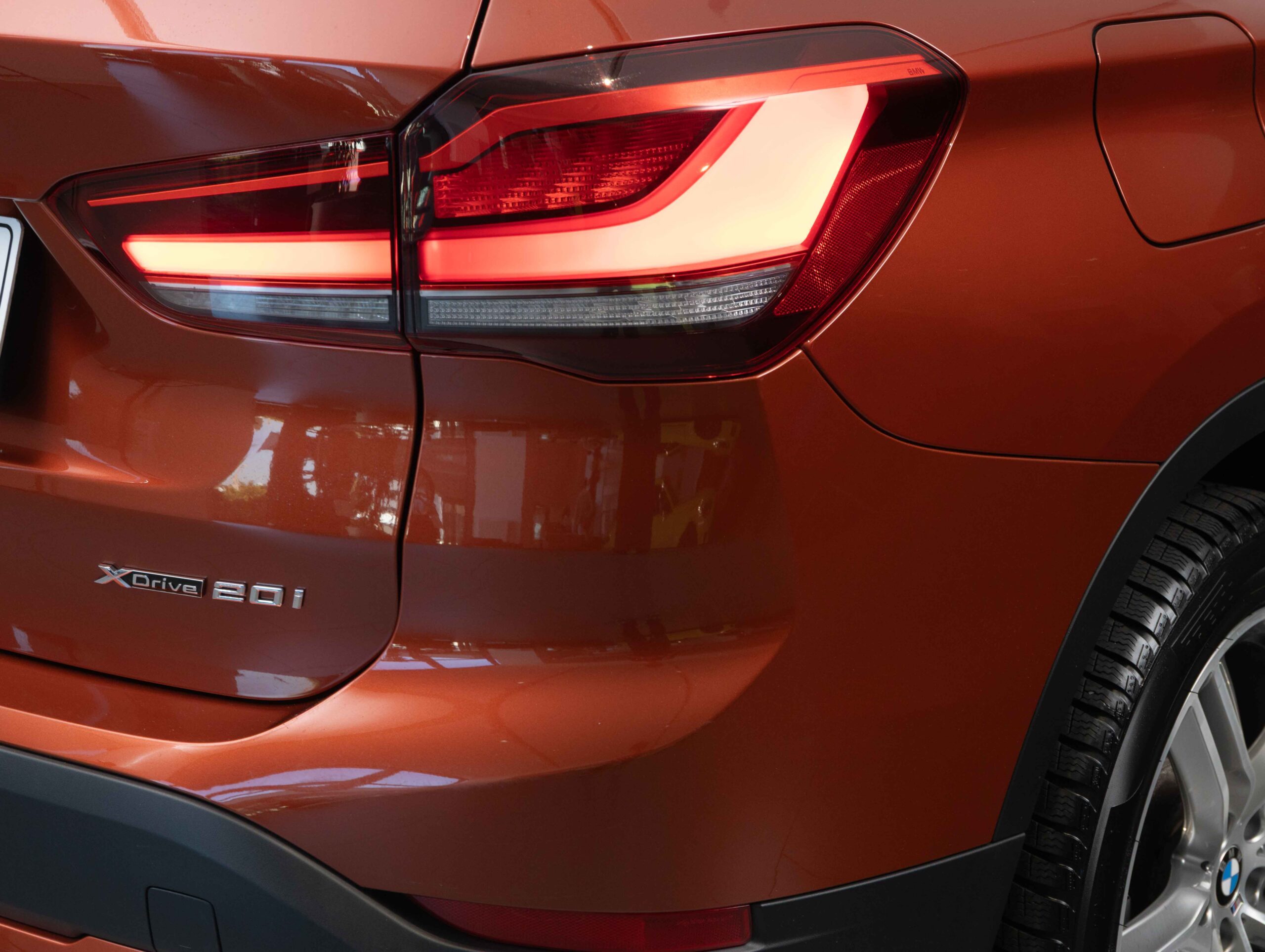 BMW X1 xDrive20i