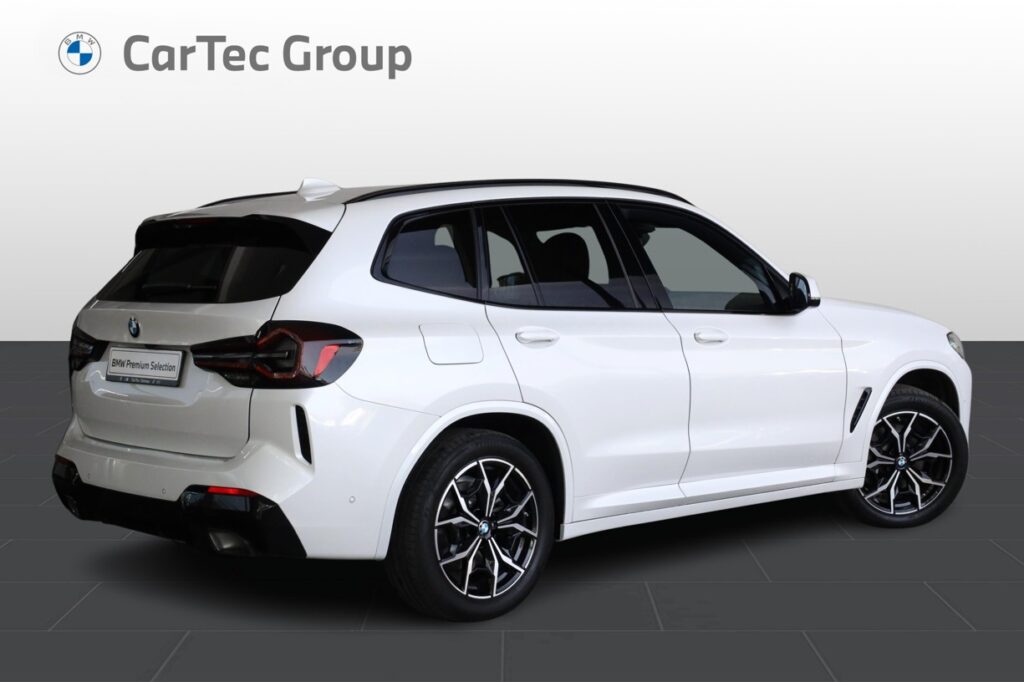 BMW X3 xDrive30i