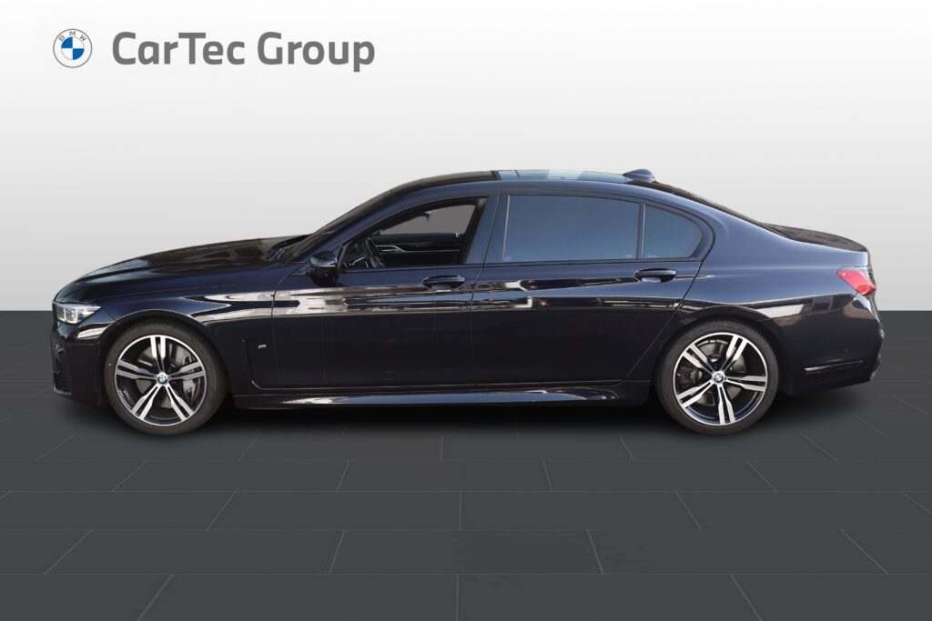 BMW 750Li xDrive Sedan