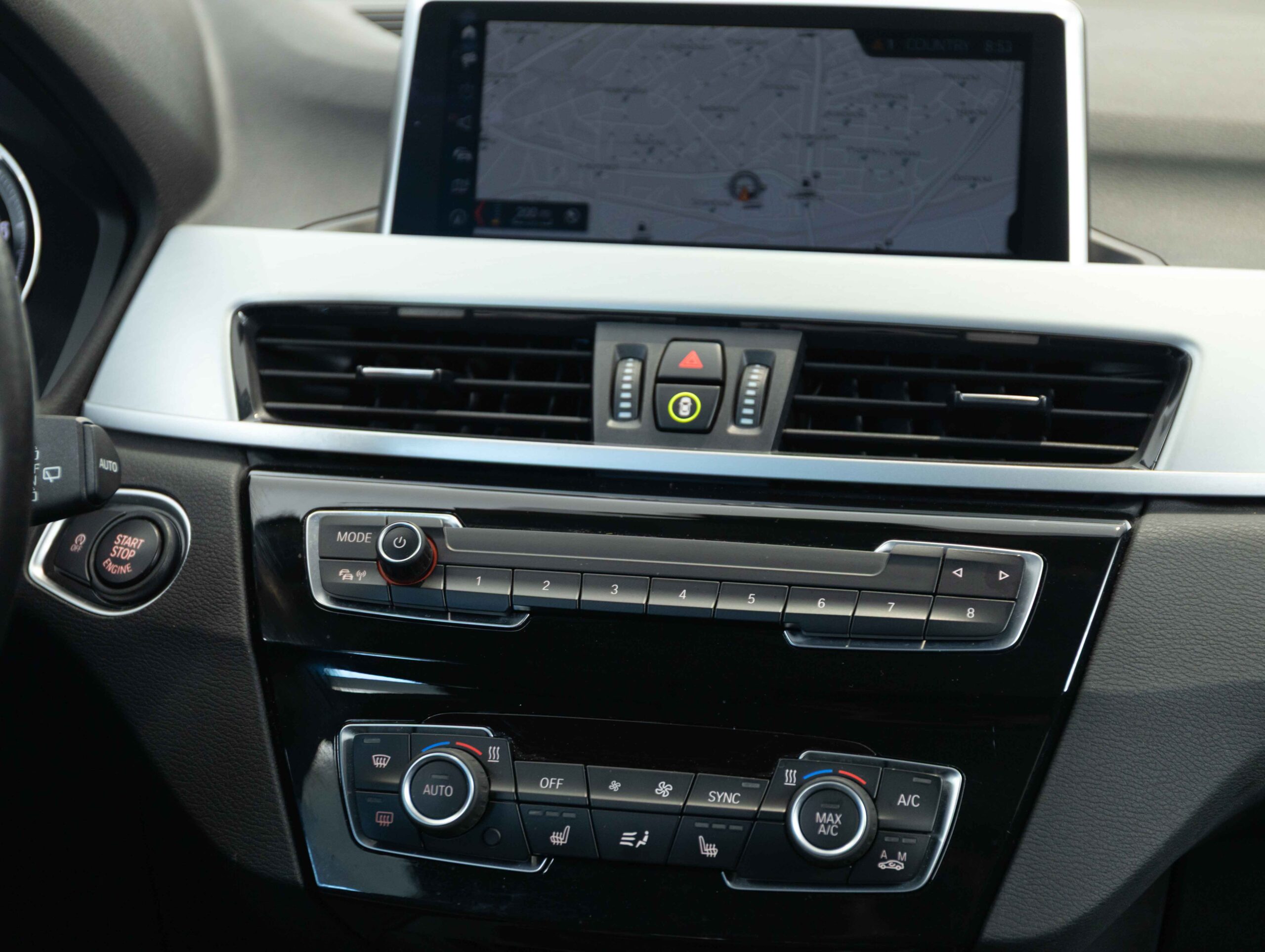 BMW X1 xDrive20i
