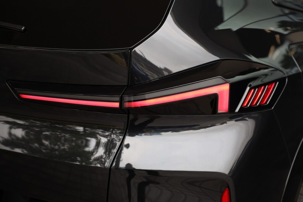 BMW XM Label