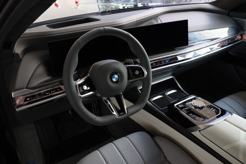 BMW 740d xDrive Sedan
