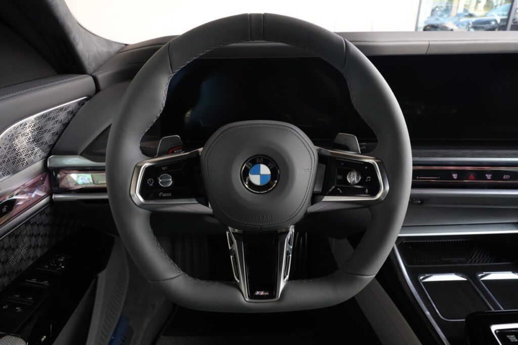 BMW 740d xDrive Sedan